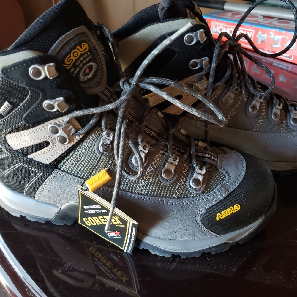 Asolo mens hiking boots